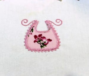 Applique Girly Bib – Free!