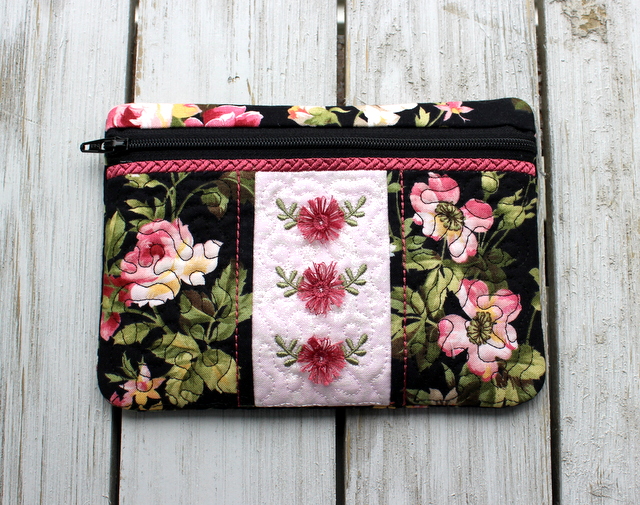 Boxy Zippered Bags for 5×7 hoops · Oma's Place Machine Embroidery Designs