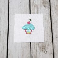 Mini Applique Cupcake