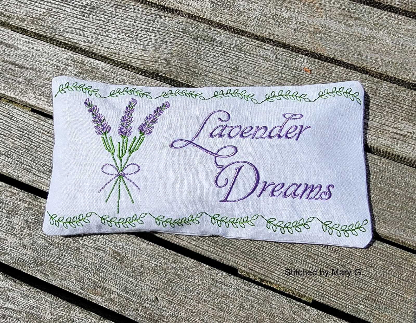 Lavender Sachet Combo · Oma's Place Machine Embroidery Designs