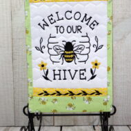 Bee Hive Mini Quilt (7x11)