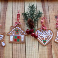 FSL Gingerbread Ornaments (4x4)