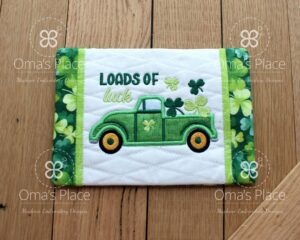 Clover Truck Mug Rug (5×7)