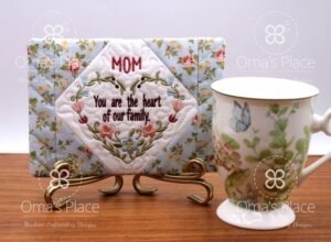 Heart of Family Mug Rug (Mom / Mum)